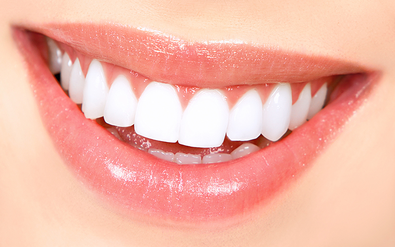 A Brighter And Whiter Introduction to Teeth Whitening Strips and Gels